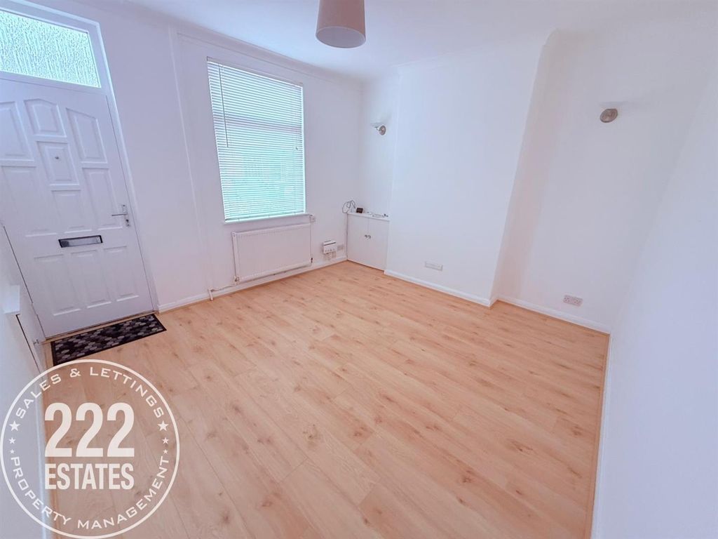 Property photo 3 of 10 Photo-2026-02-09-12-06-42 (4).Jpg