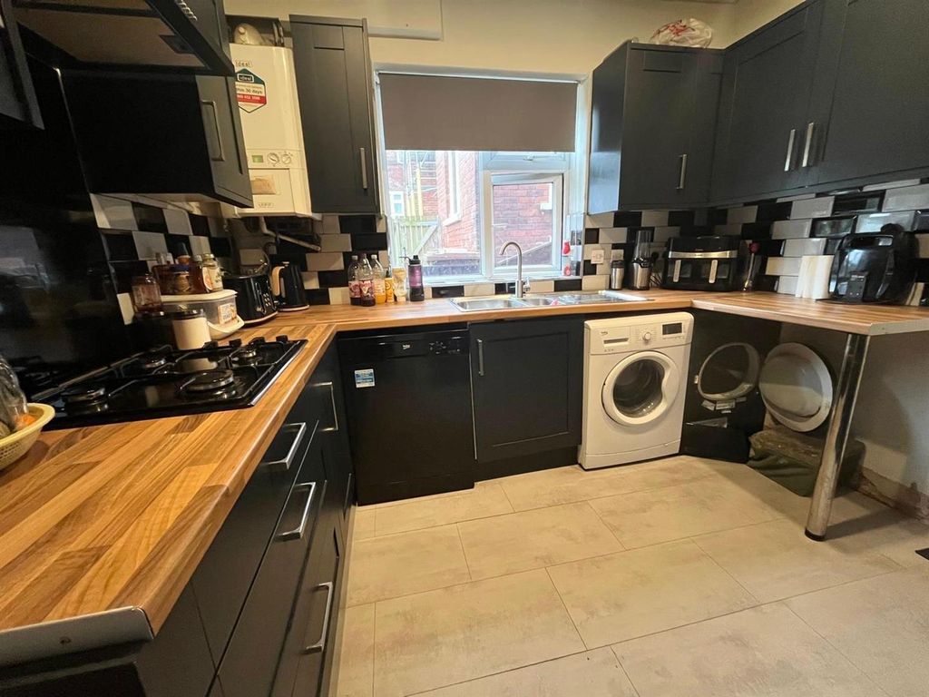 Property photo 2 of 12 (4).Jpeg