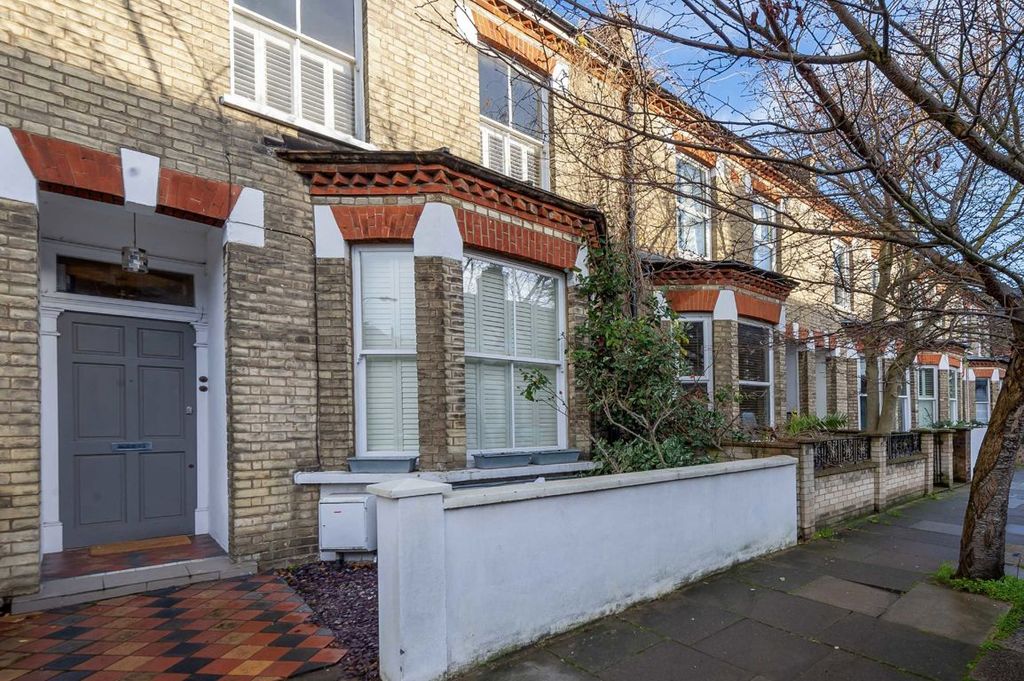 Property photo 1 of 6