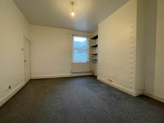 Property photo 3 of 9 Image