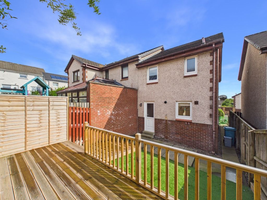 Property photo 3 of 32