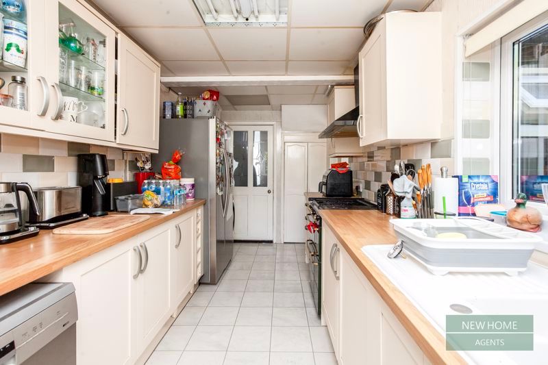 Property photo 3 of 15 Photo 9