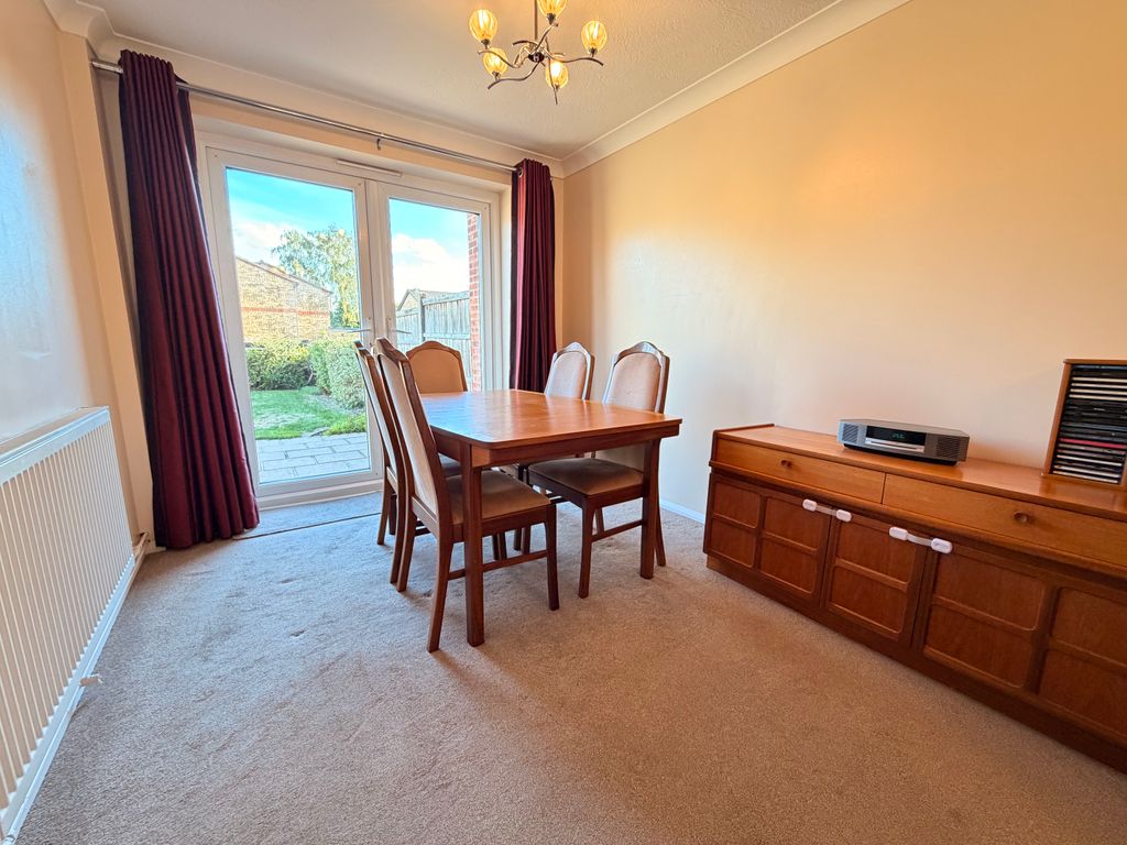 Property photo 3 of 11