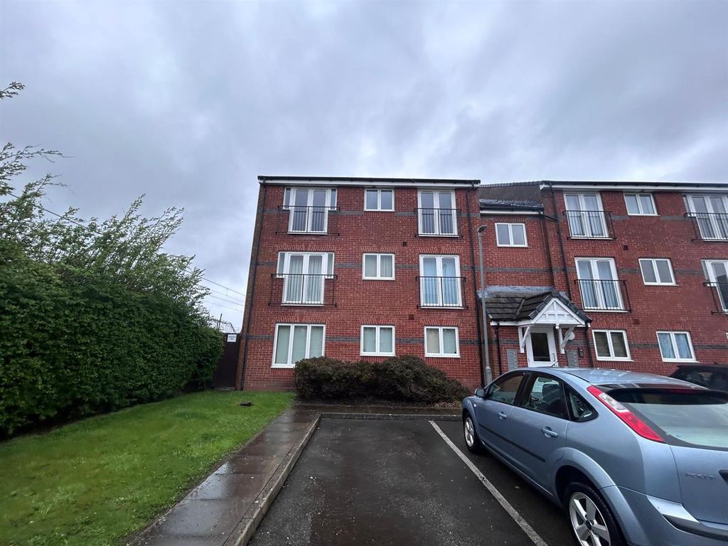 Property photo 1 of 10