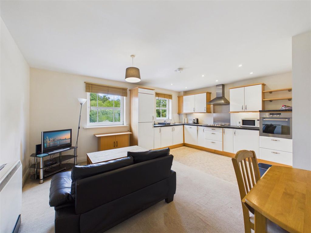 Property photo 2 of 7 Open Plan Living