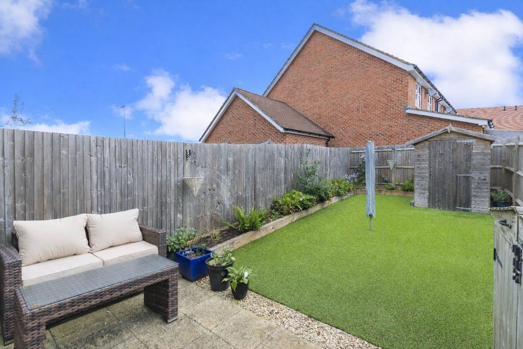 Property photo 2 of 13