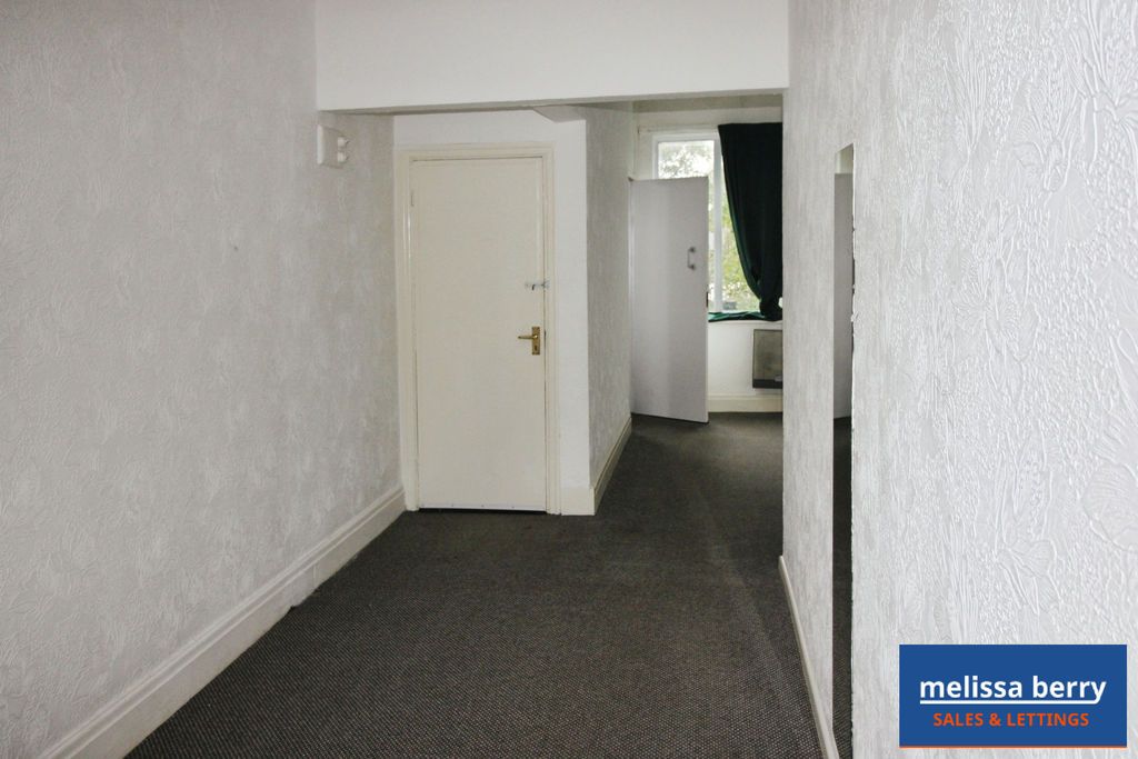 Property photo 2 of 12 Photo 7
