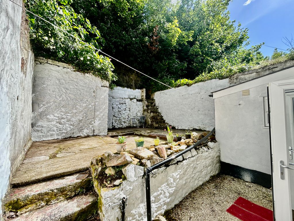 Property photo 3 of 19 Rear Garden..