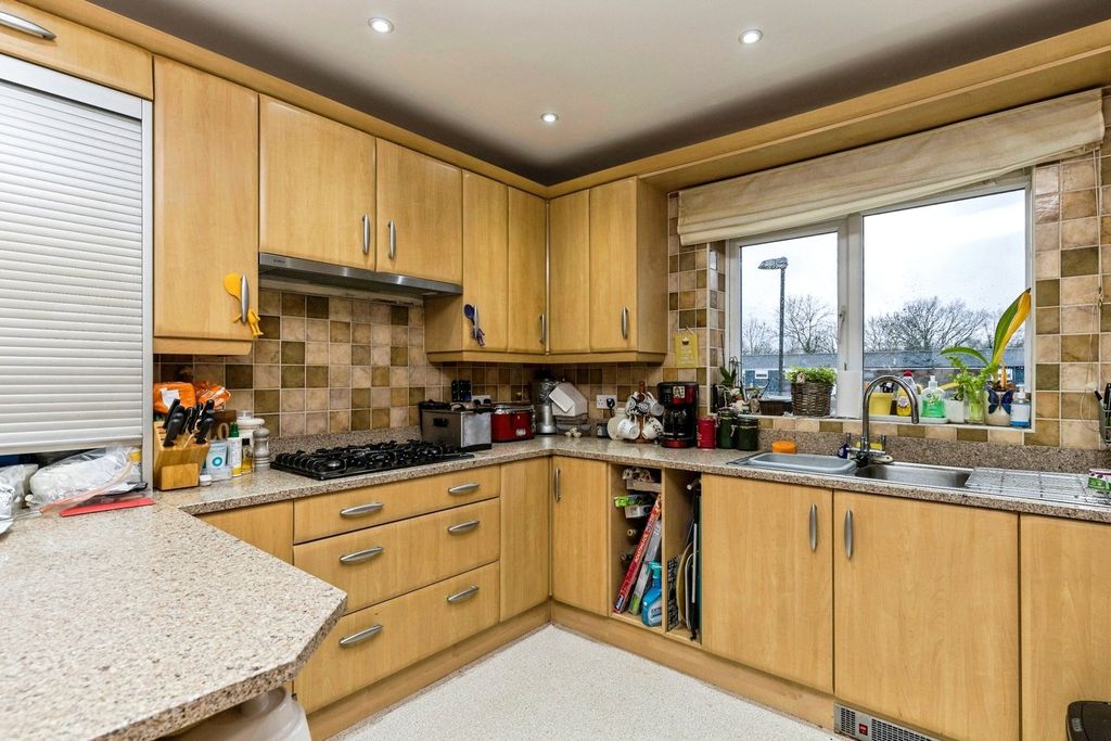 Property photo 3 of 21 Pbox-Img.Jpg