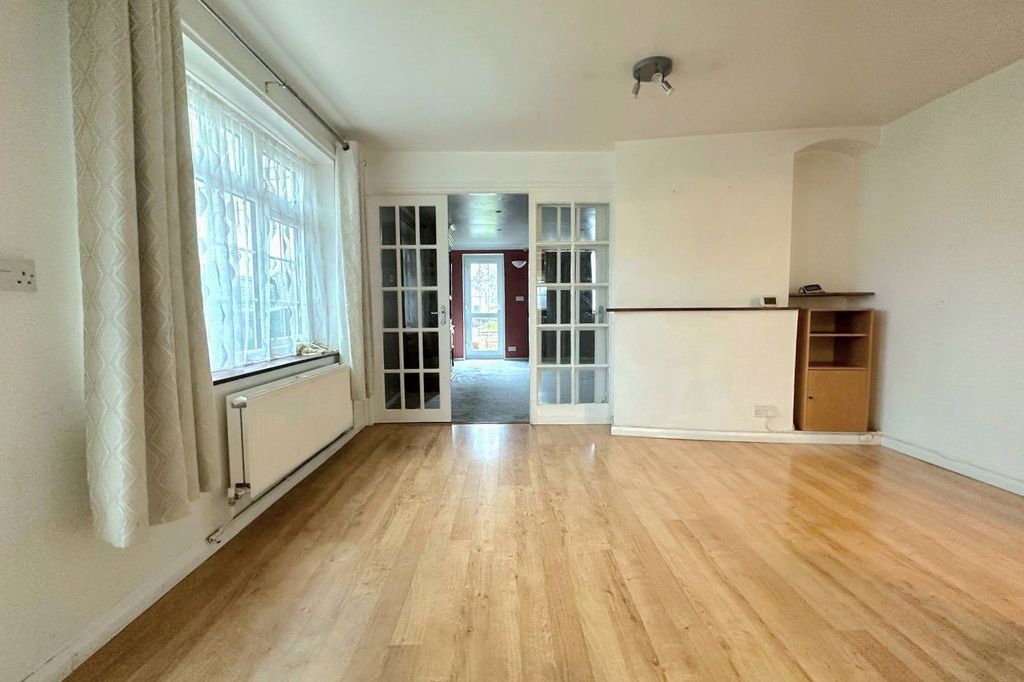 Property photo 3 of 11 Picture No. 05