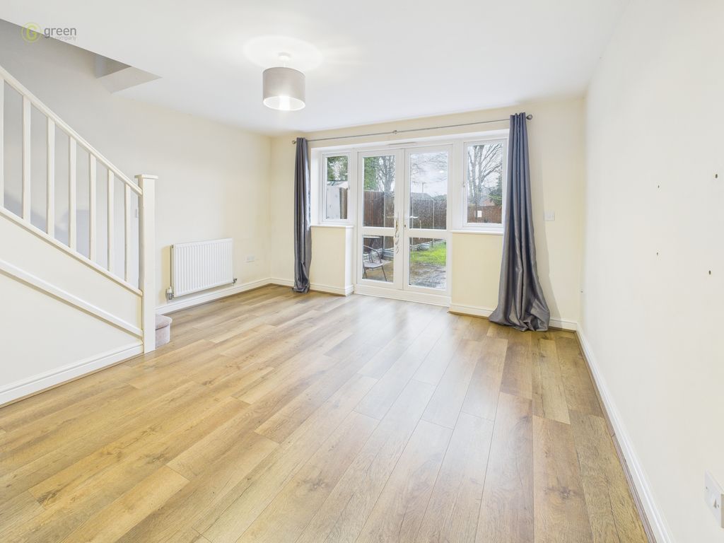 Property photo 3 of 19 Cam04425G0Pr0342Still007