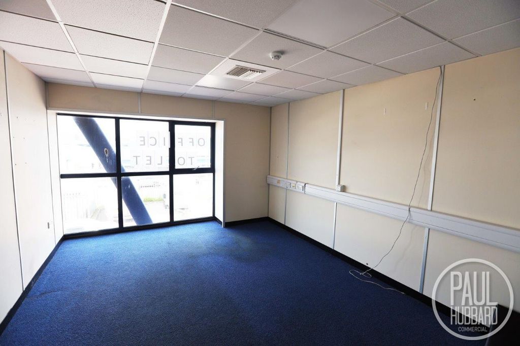 Property photo 2 of 7 2J5A8689.Jpg