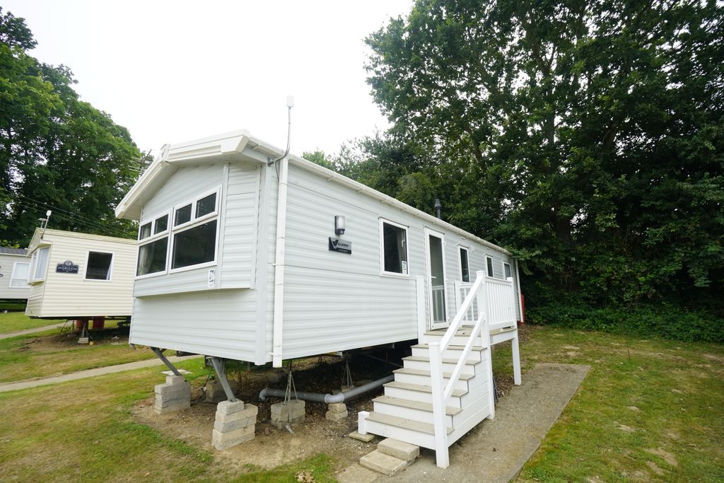 Property photo 1 of 22 Front