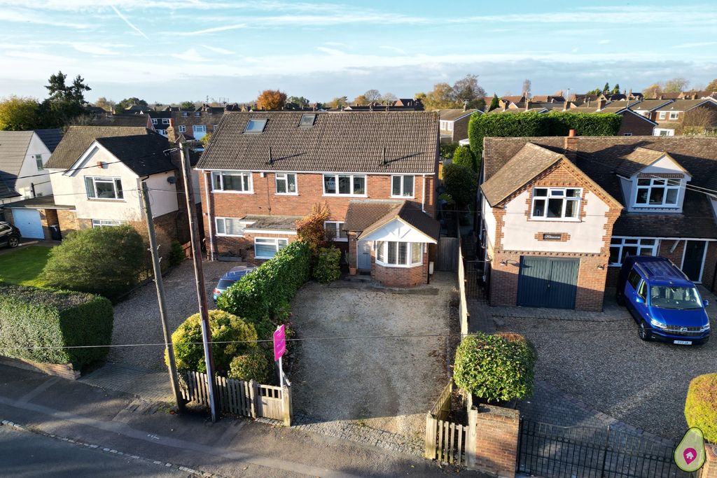 Property photo 1 of 13 3698311