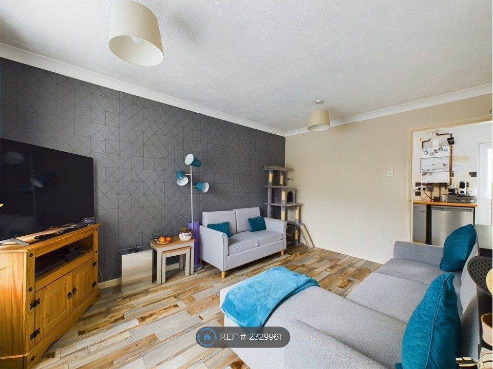 Property photo 2 of 8 Living Room