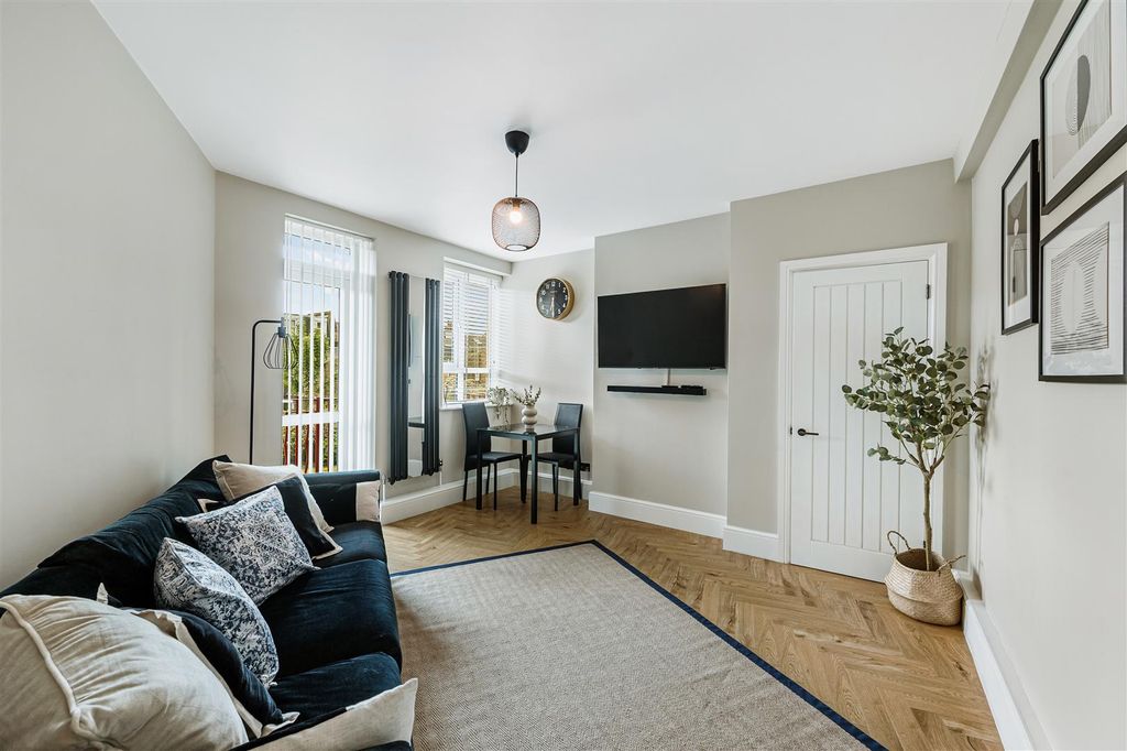 Property photo 1 of 15 William Morris House-4.Jpg