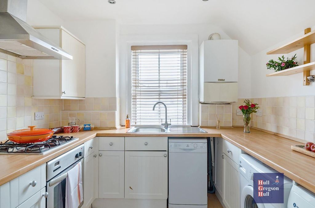 Property photo 3 of 18 B80Bb9E6-1145-4c1A-9A12-Dd2d832Feebf.Jpg
