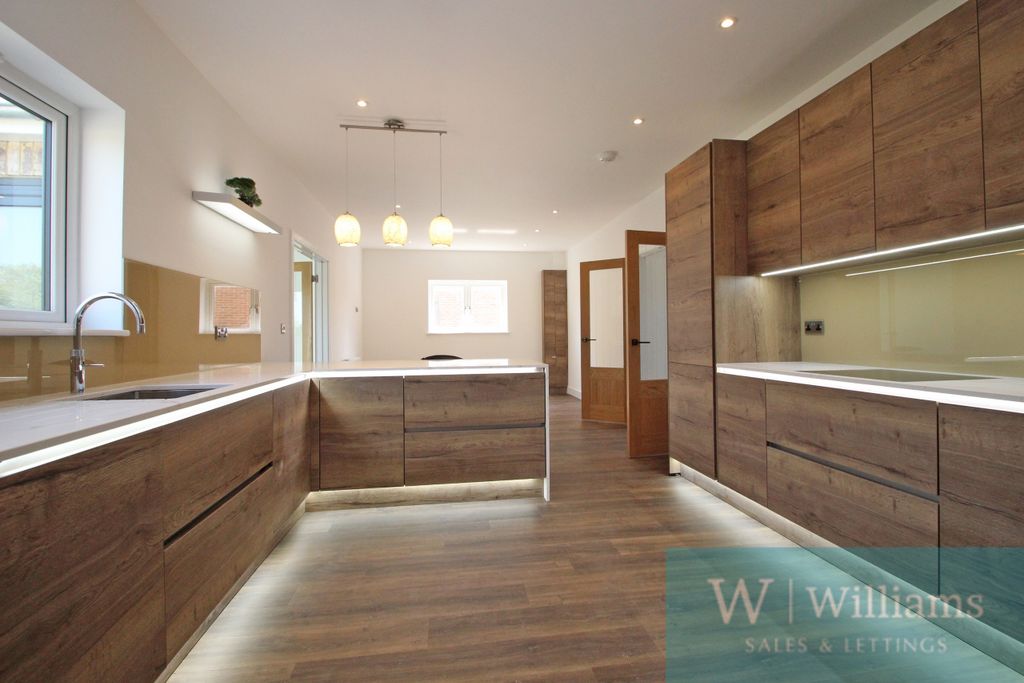 Property photo 2 of 8 Example Kitchen