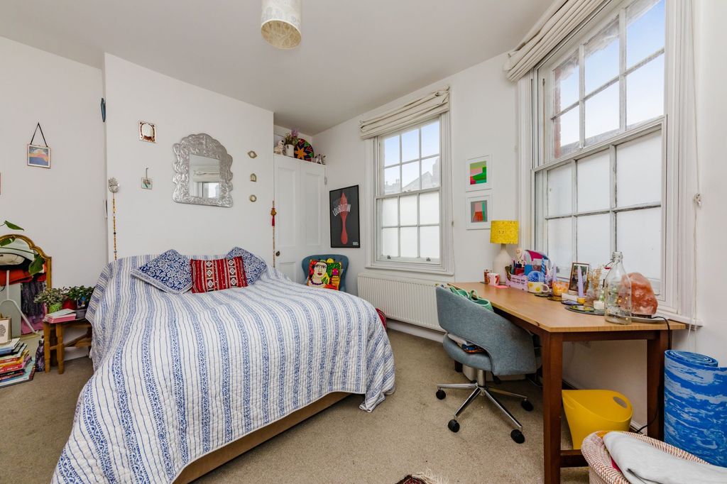 Additional image 10 of 4 bed end terrace house for saleSun Street, Lewes BN7