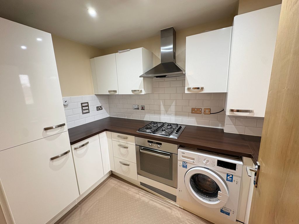 Property photo 2 of 8 Image