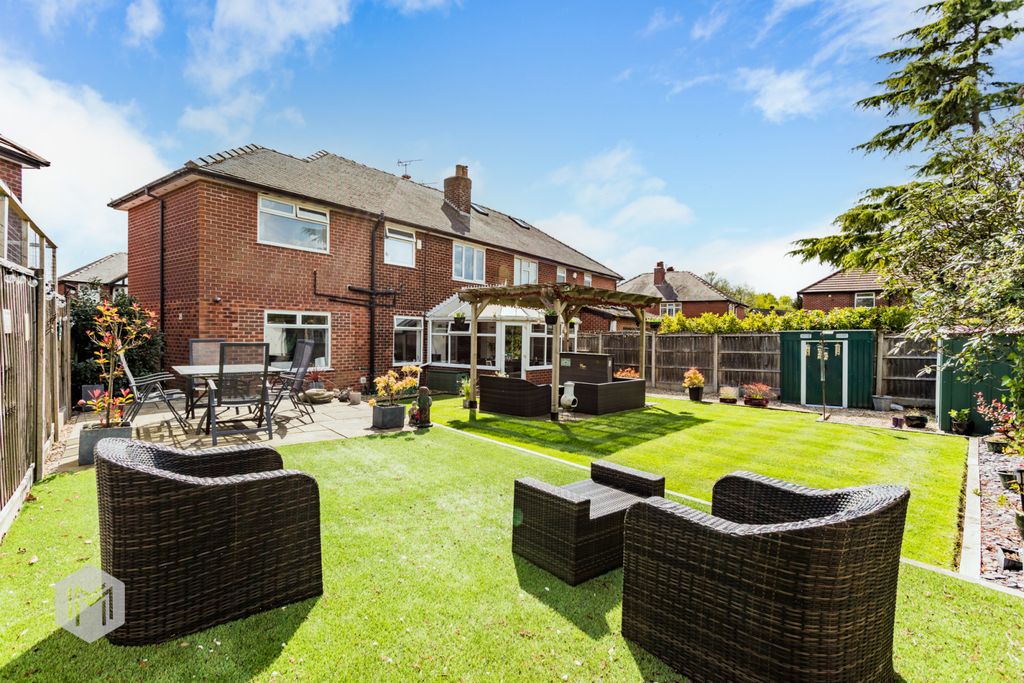 Property photo 1 of 32 Picture No. 08