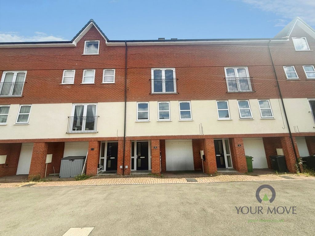 Property photo 1 of 11 External