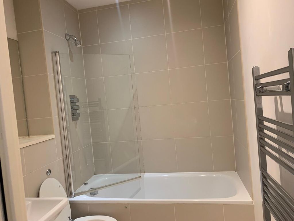 Property photo 2 of 3 Bathroom