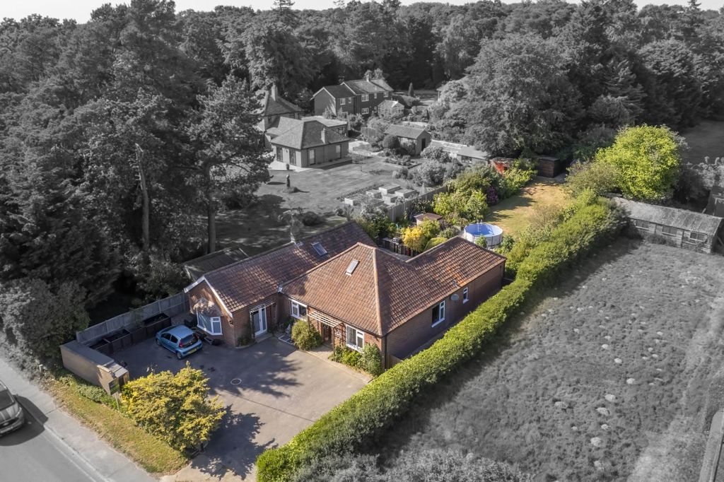 Property photo 1 of 25