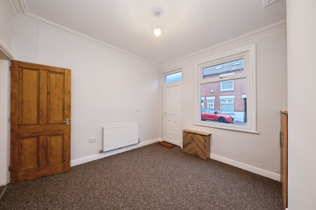 Property photo 2 of 24