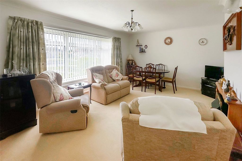 Property photo 2 of 14 Picture No. 22