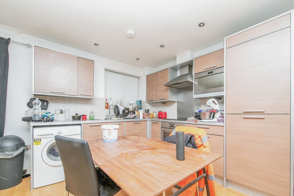 Property photo 3 of 12