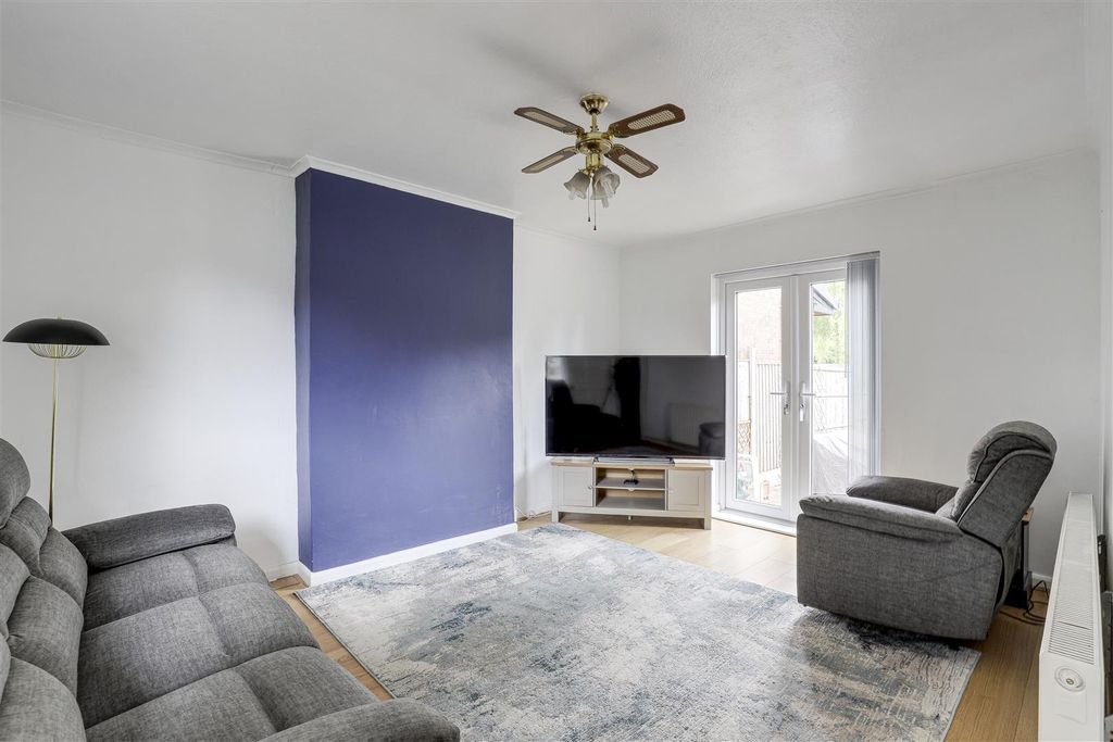 Property photo 2 of 15 1517.Jpg