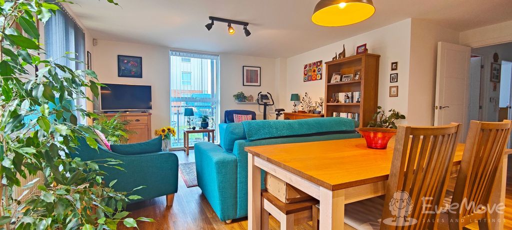 Property photo 2 of 8 Lounge Kitchen Diner