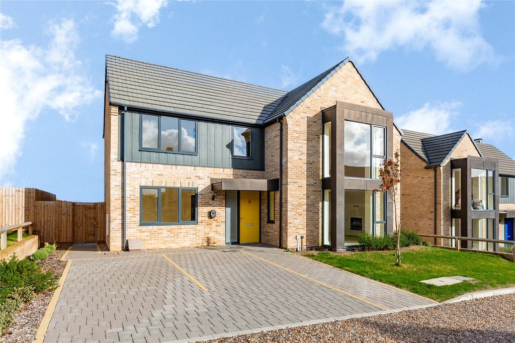 Property photo 1 of 13 Front