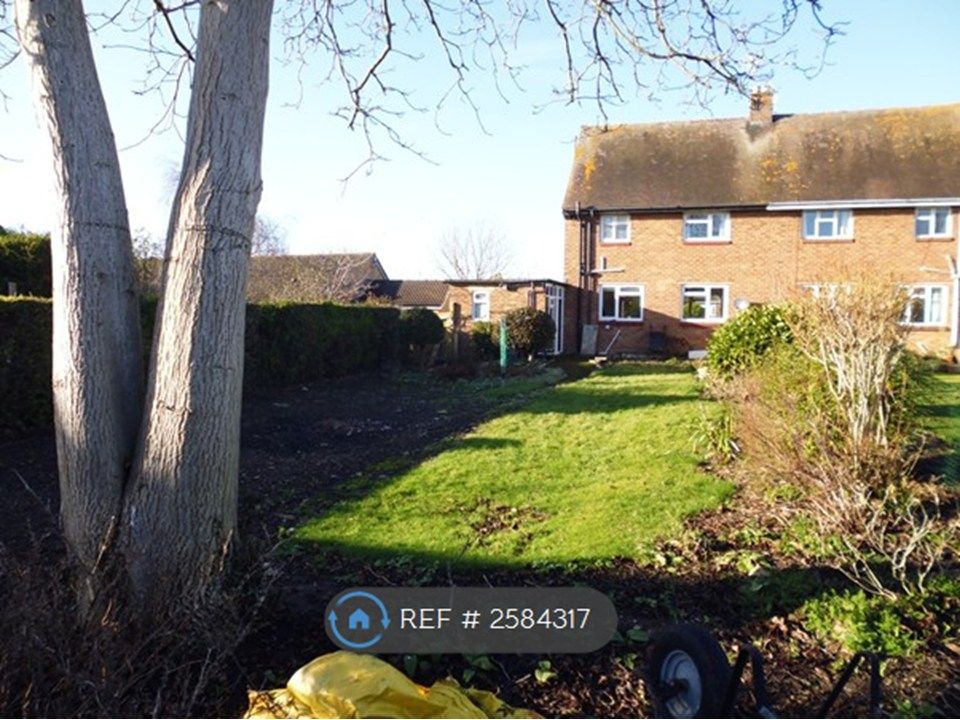 Property photo 2 of 11 Rear View