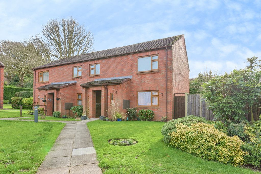 Property photo 2 of 17