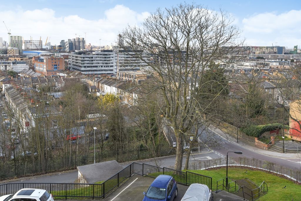 Property photo 2 of 15 256781 (11)