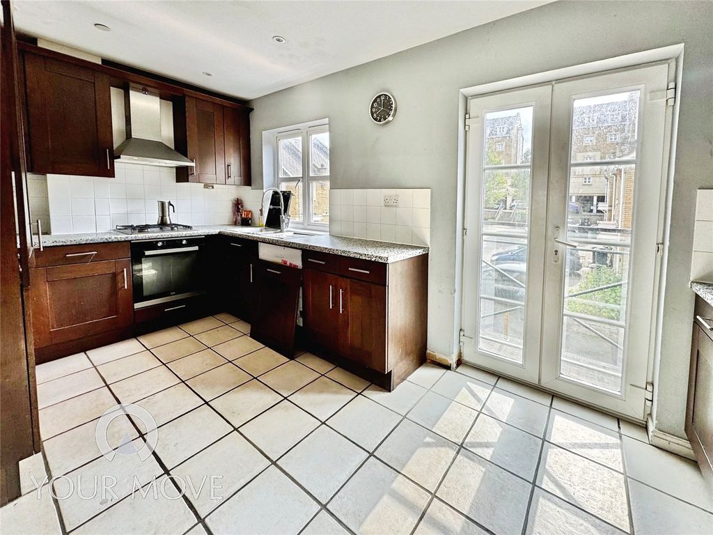 Property photo 2 of 11 #Yourmovedartford