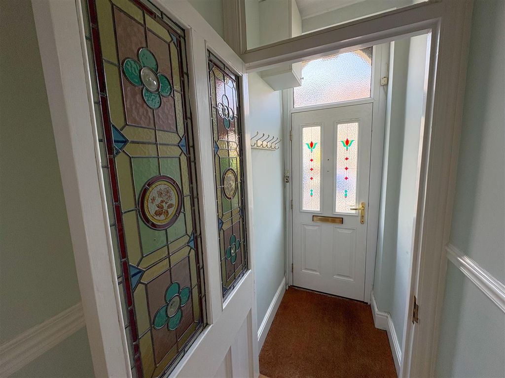 Property photo 3 of 34 Vestibule.Jpg
