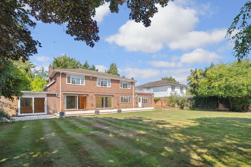 Property photo 2 of 16