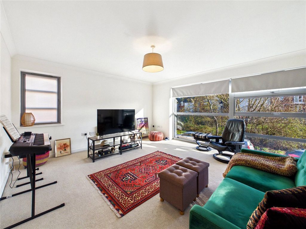 Property photo 1 of 12 Picture No. 22