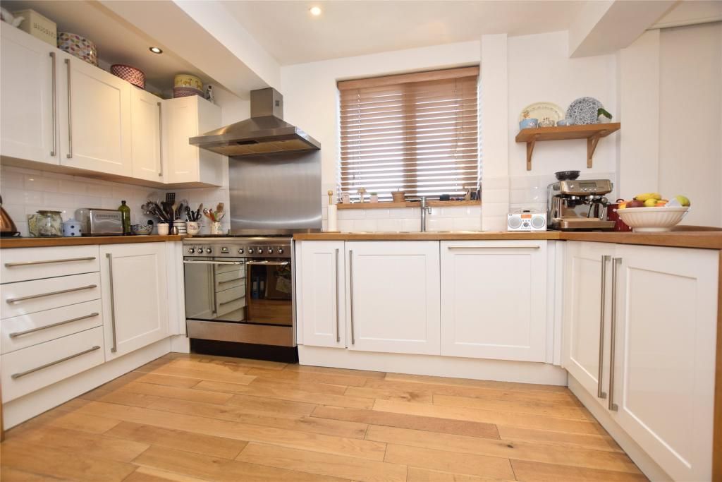Property photo 3 of 12 Gallery
