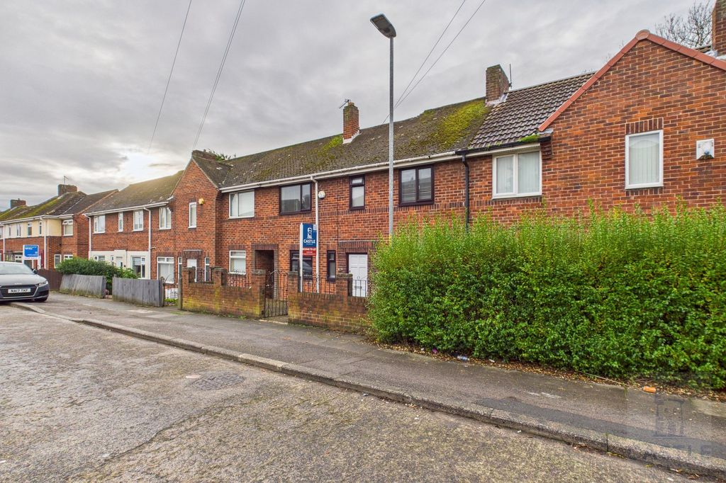 Property photo 3 of 13