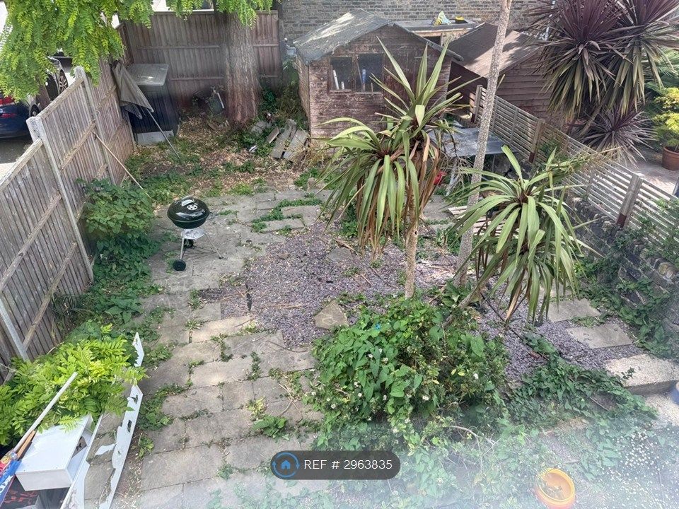Property photo 3 of 4