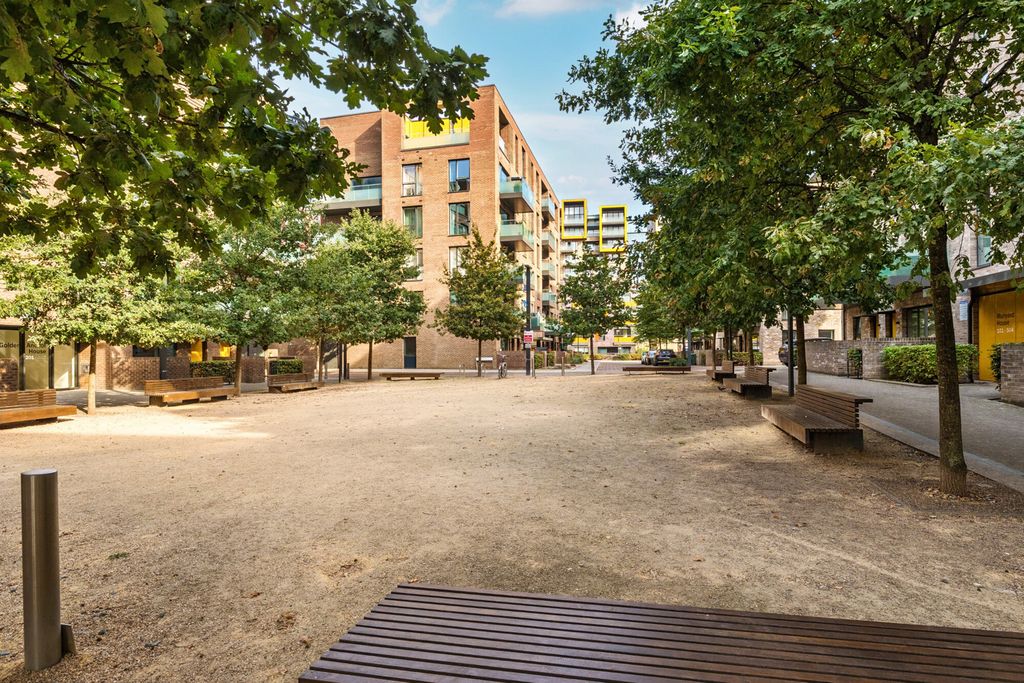 Property photo 1 of 16 1-6Aba13573Df93-1...
