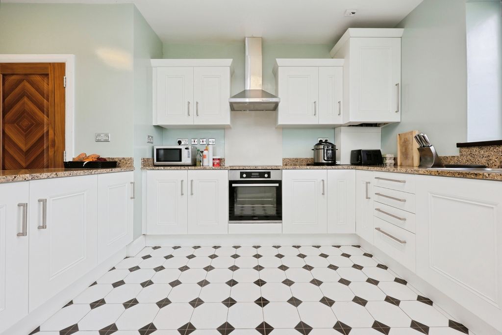 Additional image 14 of 5 bed detached house for saleBrighton Road, Cupar KY15