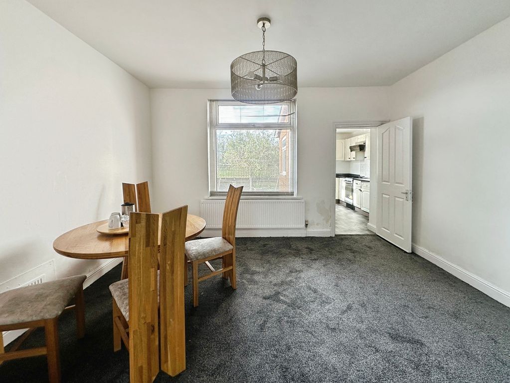 Property photo 3 of 14 Photo 1