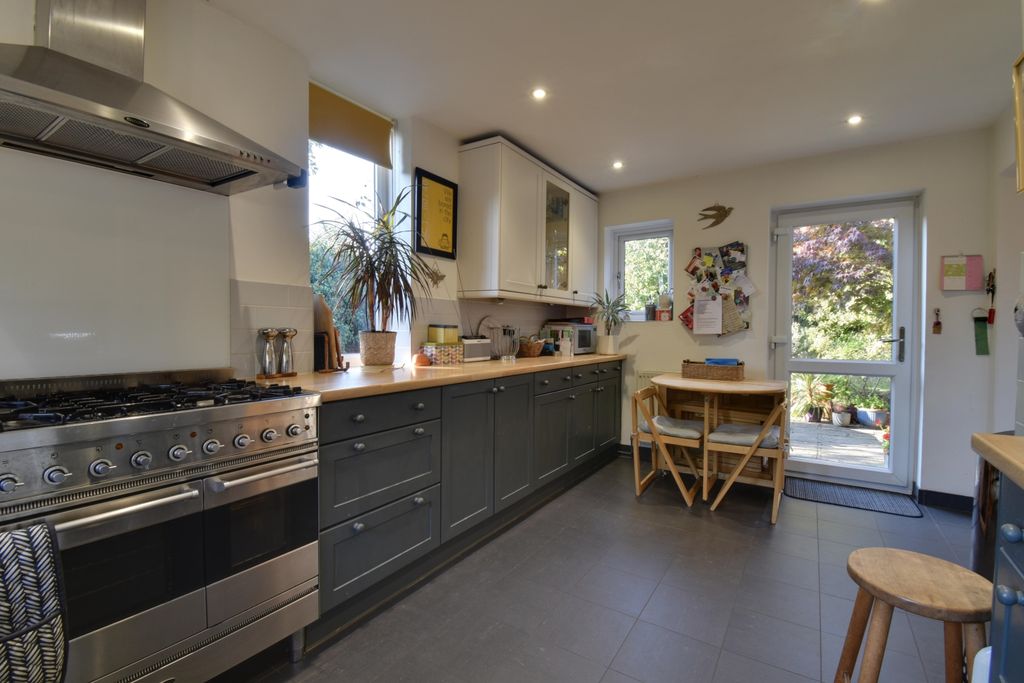 Property photo 3 of 17 Dsc_0011-Dsc_0013