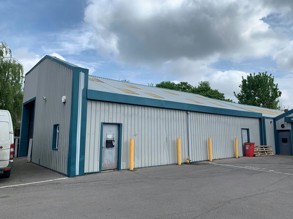 Property photo 2 of 3 Unit 7