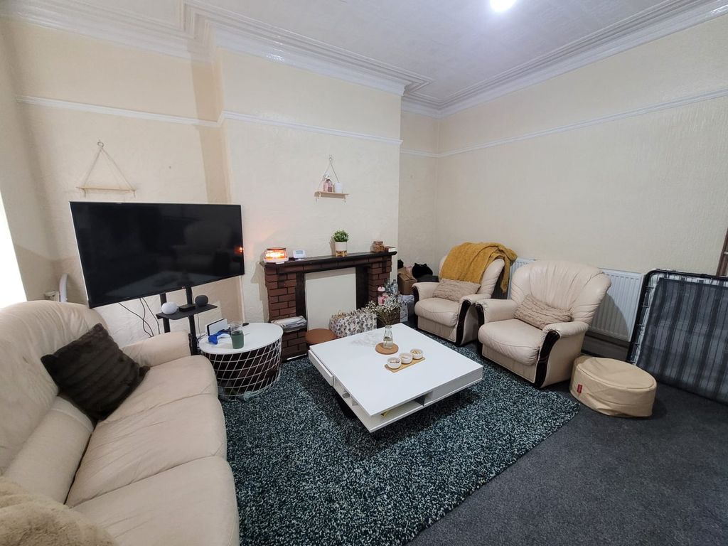 Property photo 2 of 10 Gallery